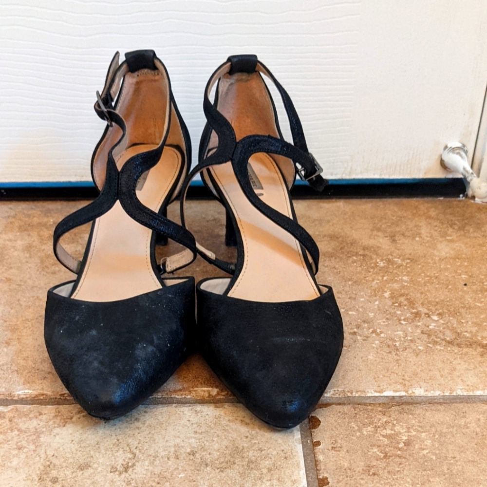 Alex Marie size 8 back heels